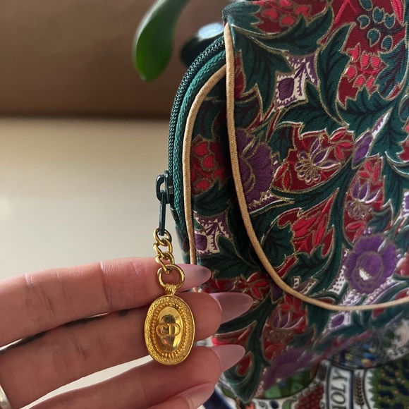 Christian Dior Vintage Floral Cosmetic Pouch Bag - Picture 3 of 15